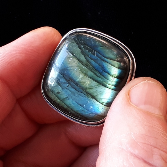 Square Blue Labradorite Ring, size 7.5 - Picture 7 of 8